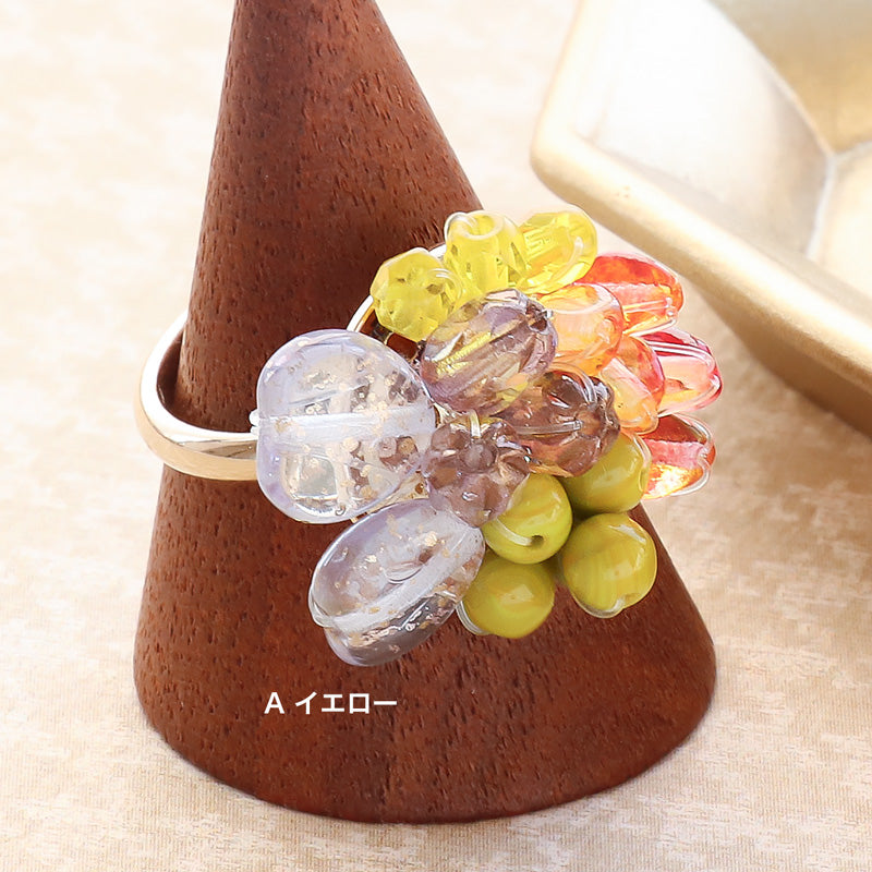 レシピNo.KR1273　チェコビーズの秋の彩りリング2種