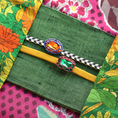 レシピNo.KR1301　貴和クリスタルの宝石編み帯留め2種