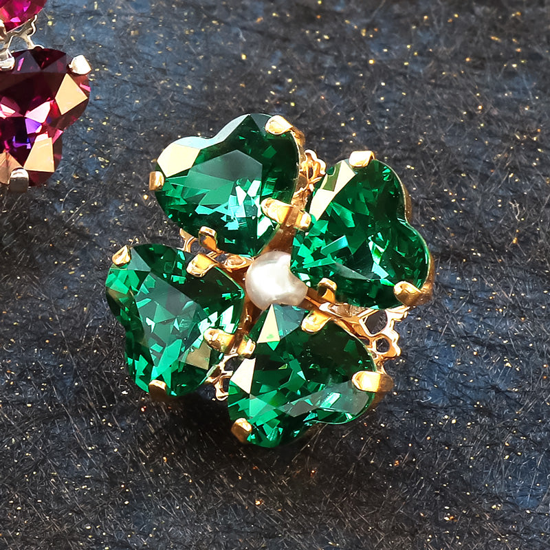 Recipe No.KR1312Kiwa crystalsclover brooch