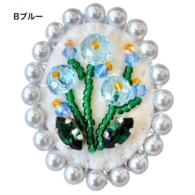 Material list No.ER0320Kiwa crystals2 types of embroidered brooches