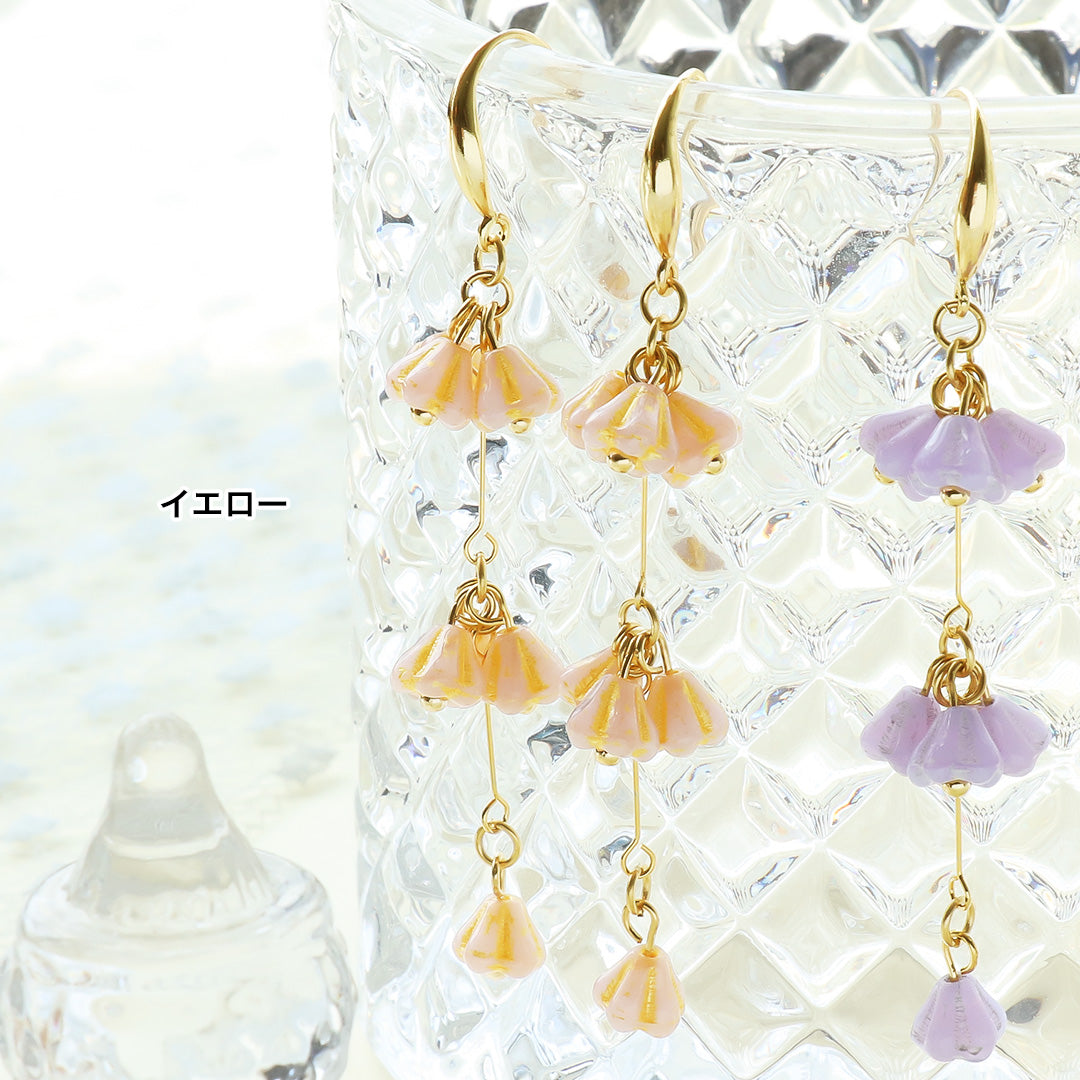 材料表No.ER0347　チェコビーズのフローラルスイングピアス