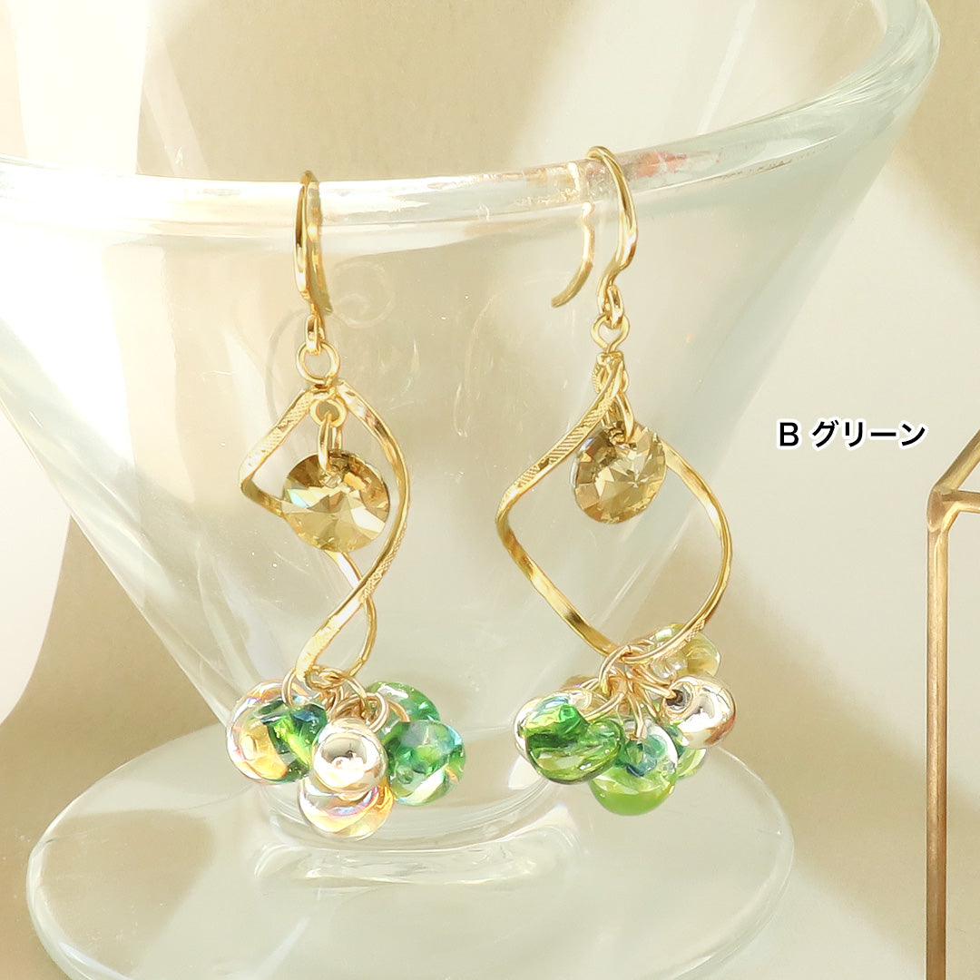 Material list No.ER0357 Two types of teardrop bead and metal drop earrings