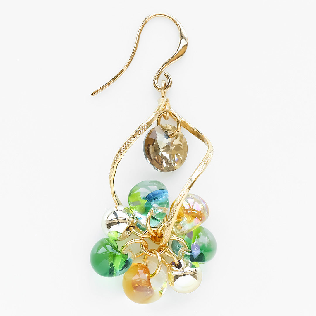 Material list No.ER0357 Two types of teardrop bead and metal drop earrings