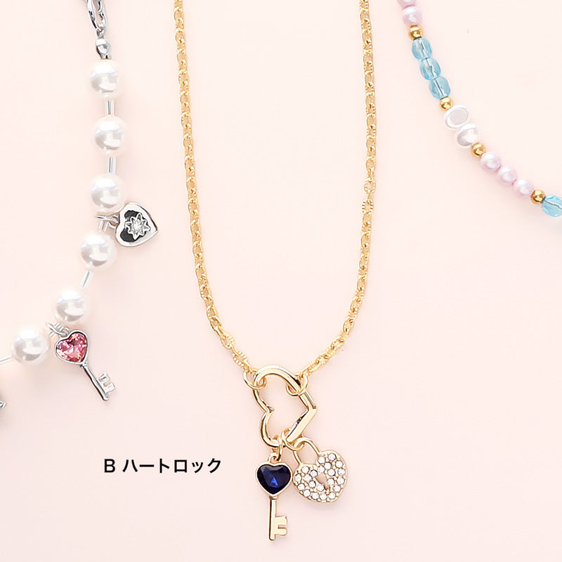 材料表No.ER0418　貴和クリスタルのハートモチーフネックレス3種