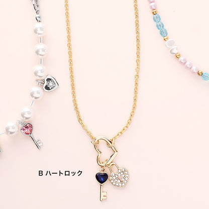 材料表No.ER0418　貴和クリスタルのハートモチーフネックレス3種