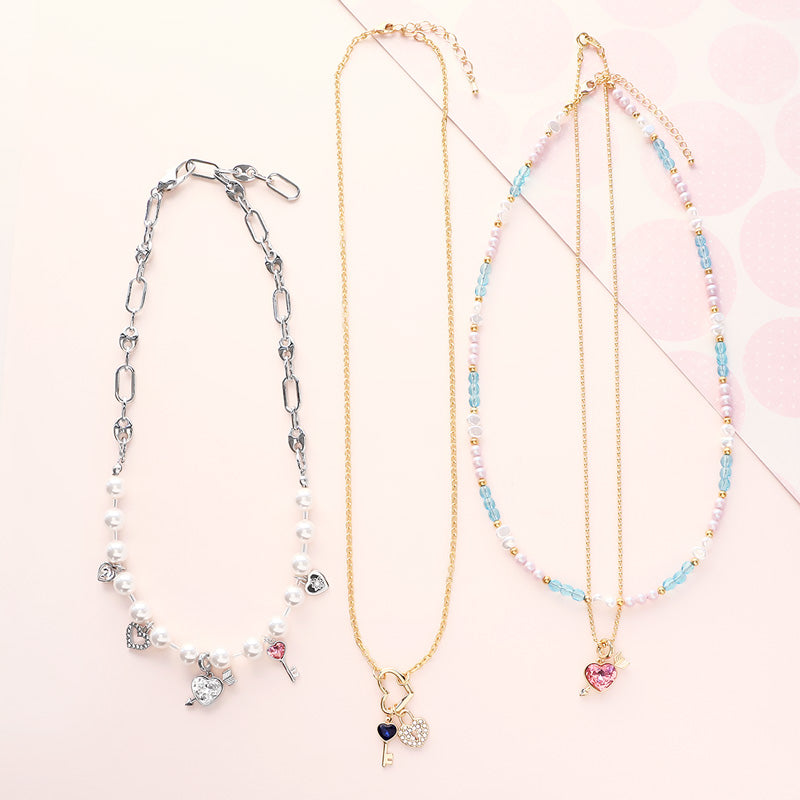 材料表No.ER0418　貴和クリスタルのハートモチーフネックレス3種