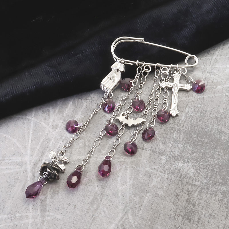 Material list No.ER0437 Halloween charm dark core pin