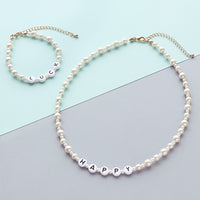 レシピNo.KR0355　イニシャルビーズとパールのネック＆ブレス