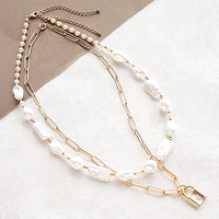 Recipe No.KR0383 Padlock charm and resin pearl baroque layered necklace