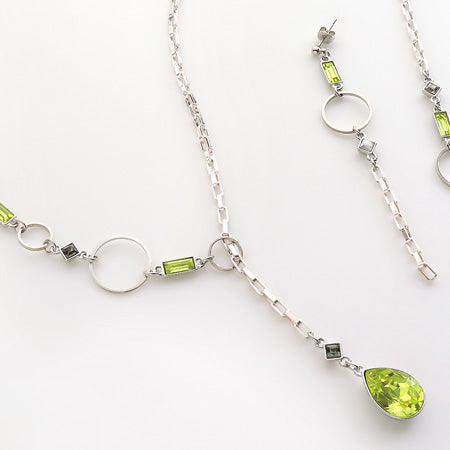 Recipe No.KR0557 Kiwa crystal and silver plated chain lariat and earrings