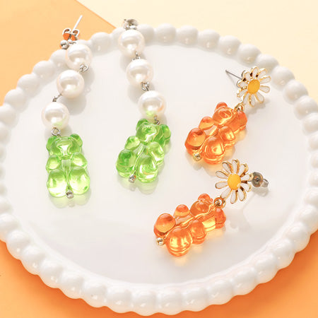 Recipe No.KR0590 Acrylic bead bear earrings 2 types