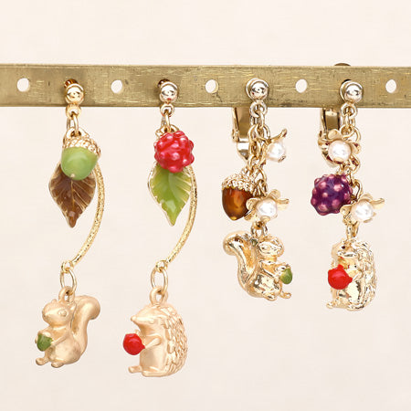 Recipe No.KR0605 Two types of charm squirrels and hedgehogs ear accessories