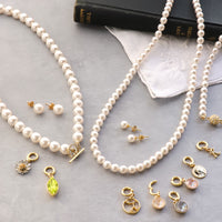 Recipe No.KR0693 Two types of crystal pearl neck and earrings and arranged charm