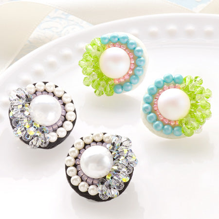 Recipe No.KR0747 Make with bead embroidery! Kiwa crystal round beaded ear accessories