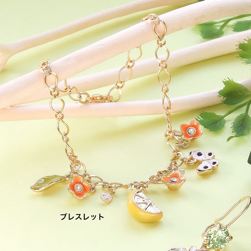 Recipe No.KR0934 Two types of fruits and flower accessories