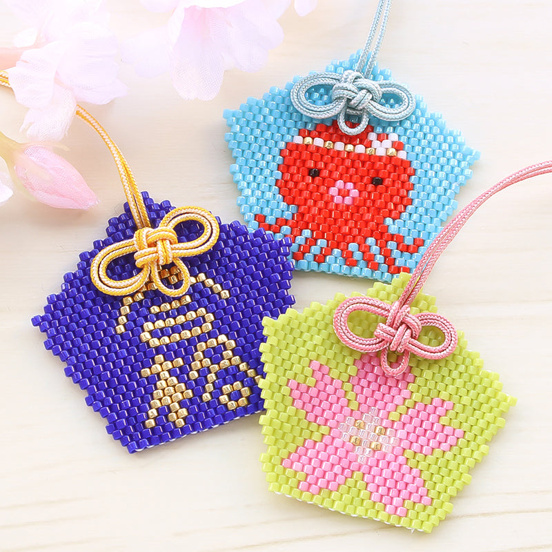 Recipe No.KR0954 Puronal amulet brick stitch motif 7 types