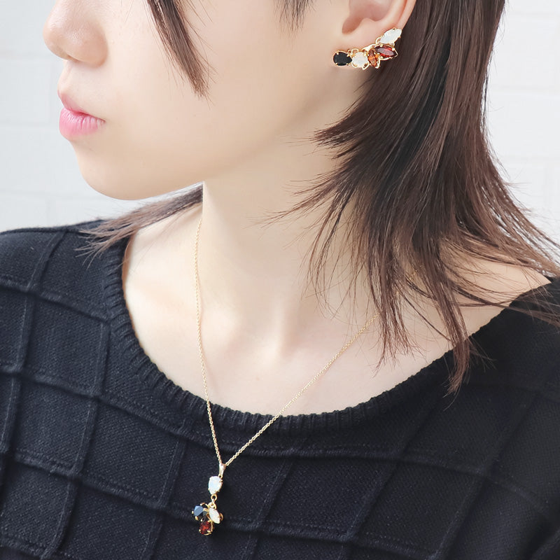 Recipe No.KR1063Kiwa crystalsCoffee color neck &amp; earrings