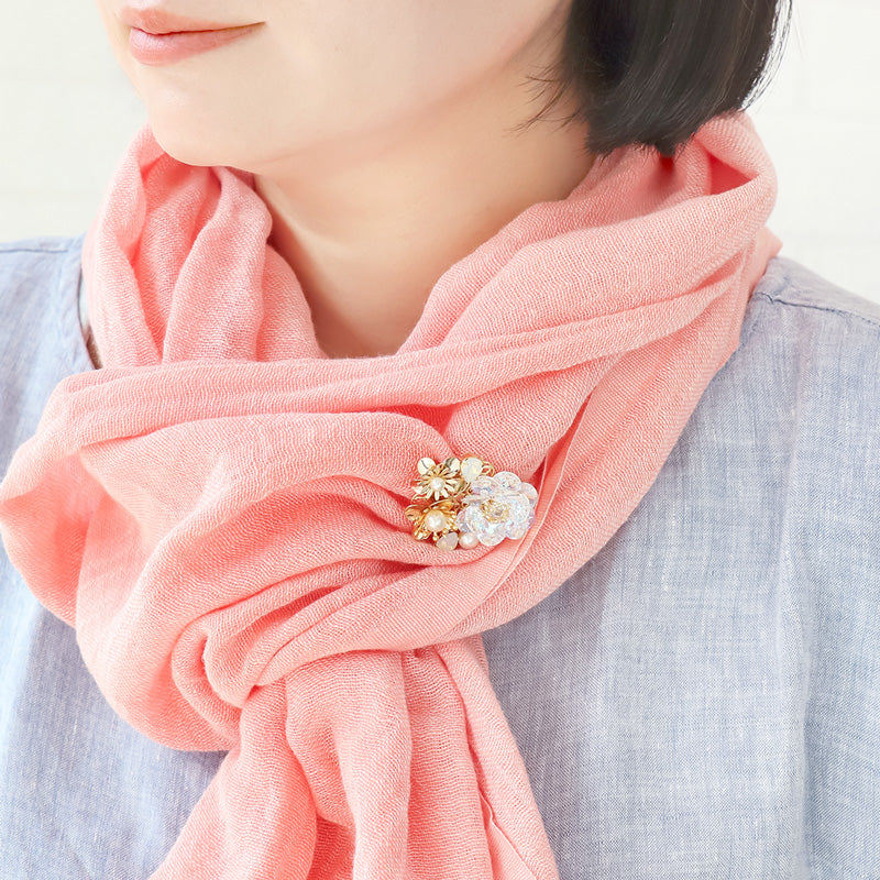 レシピNo.KR1168　貴和クリスタルのフローラブローチ