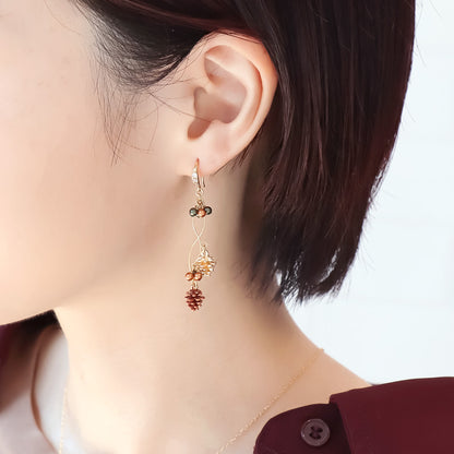 レシピNo.KR1248　秋チャームの松ぼっくり&amp;木の実アクセサリー2種