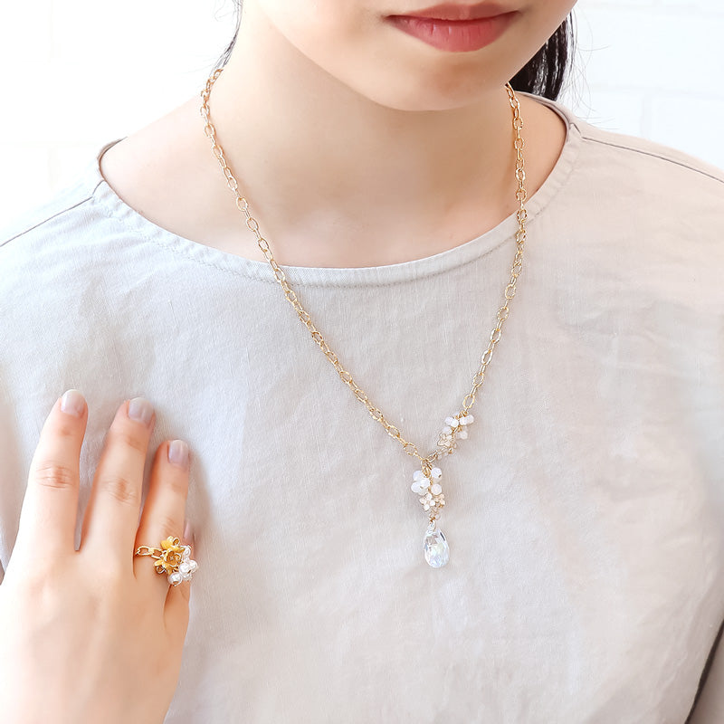 レシピNo.KR1251　秋チャームの金木犀・銀木犀のアクセサリー3種