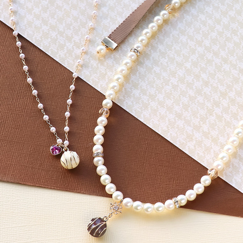 レシピNo.KR1319　チャームボンボンショコララウンドとパールのネックレス2種