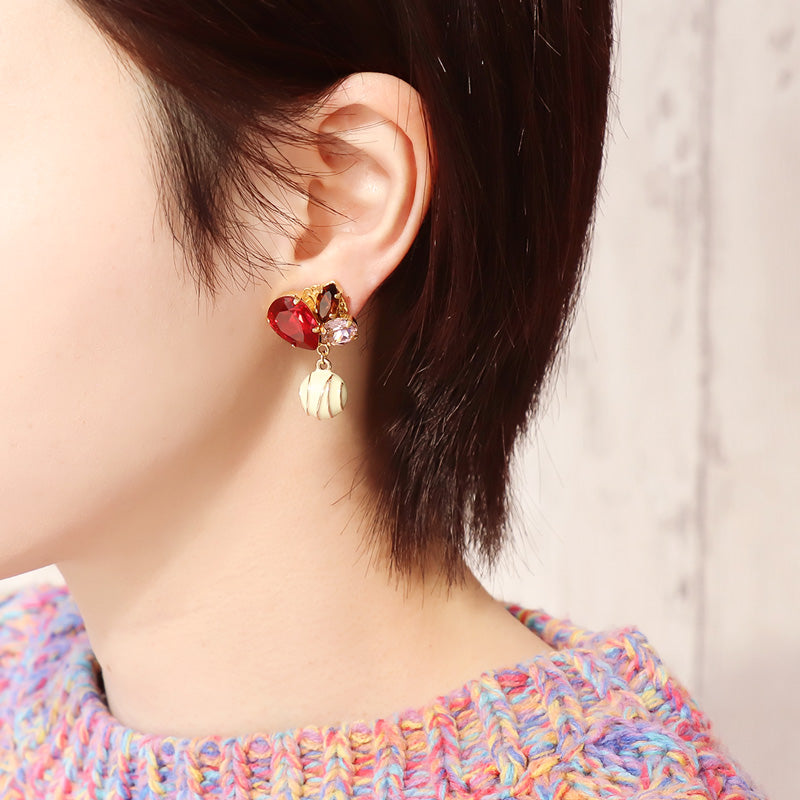 レシピNo.KR1320 貴和クリスタルとチャームボンボンショコラのピアス3