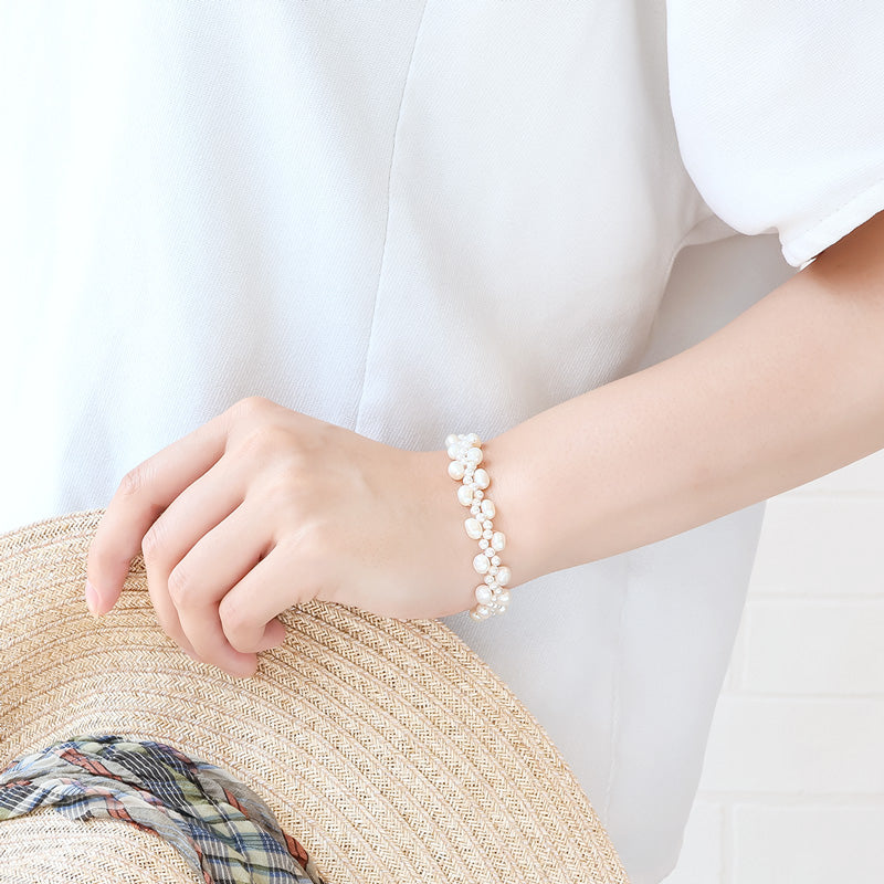 Recipe No.KR1375Kiwa crystalsBracelet made of pearl and freshwater pearl