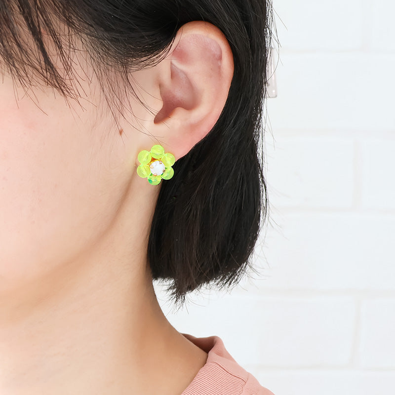 レシピNo.KR1386　ドイツ製アクリルのカラフルフラワーアクセサリー2種