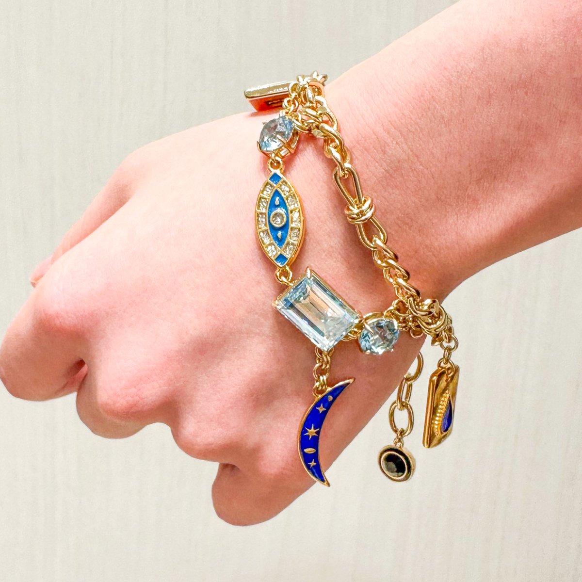 Greek Charm Moon No. 2 Navy/G