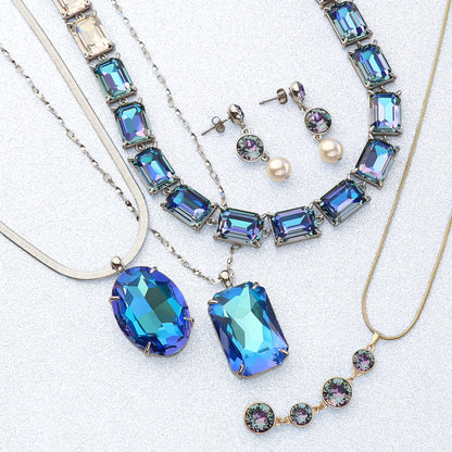 貴和クリスタル ＃4627　アクアマリンヴィトラルライト/F