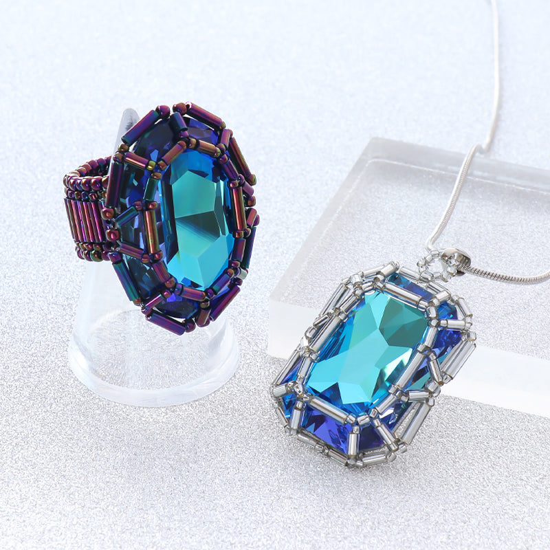 貴和クリスタル ＃4627　アクアマリンヴィトラルライト/F